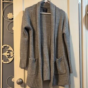 Abercrombie & Fitch Gray Knit Open-Front Cardigan